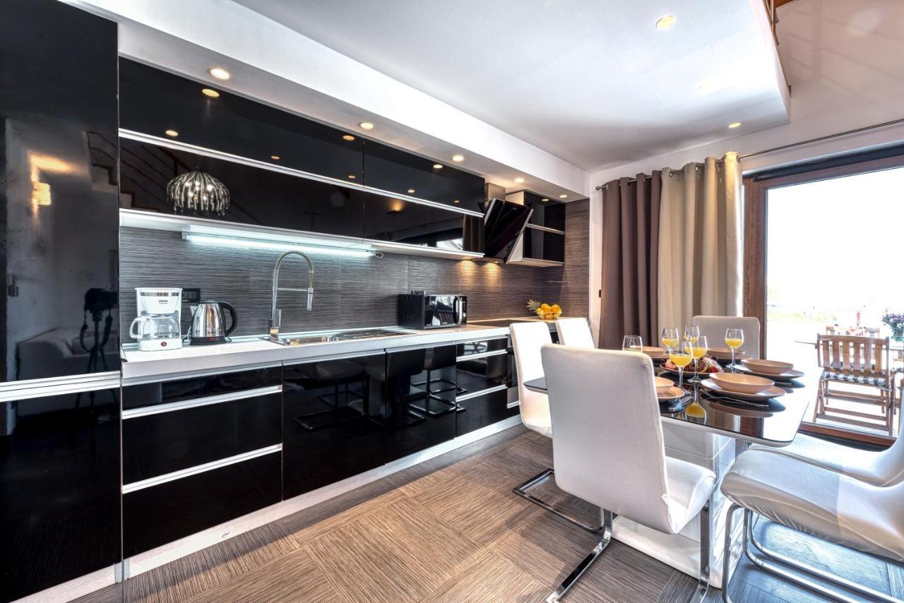 Huoneisto Luxury Nova *