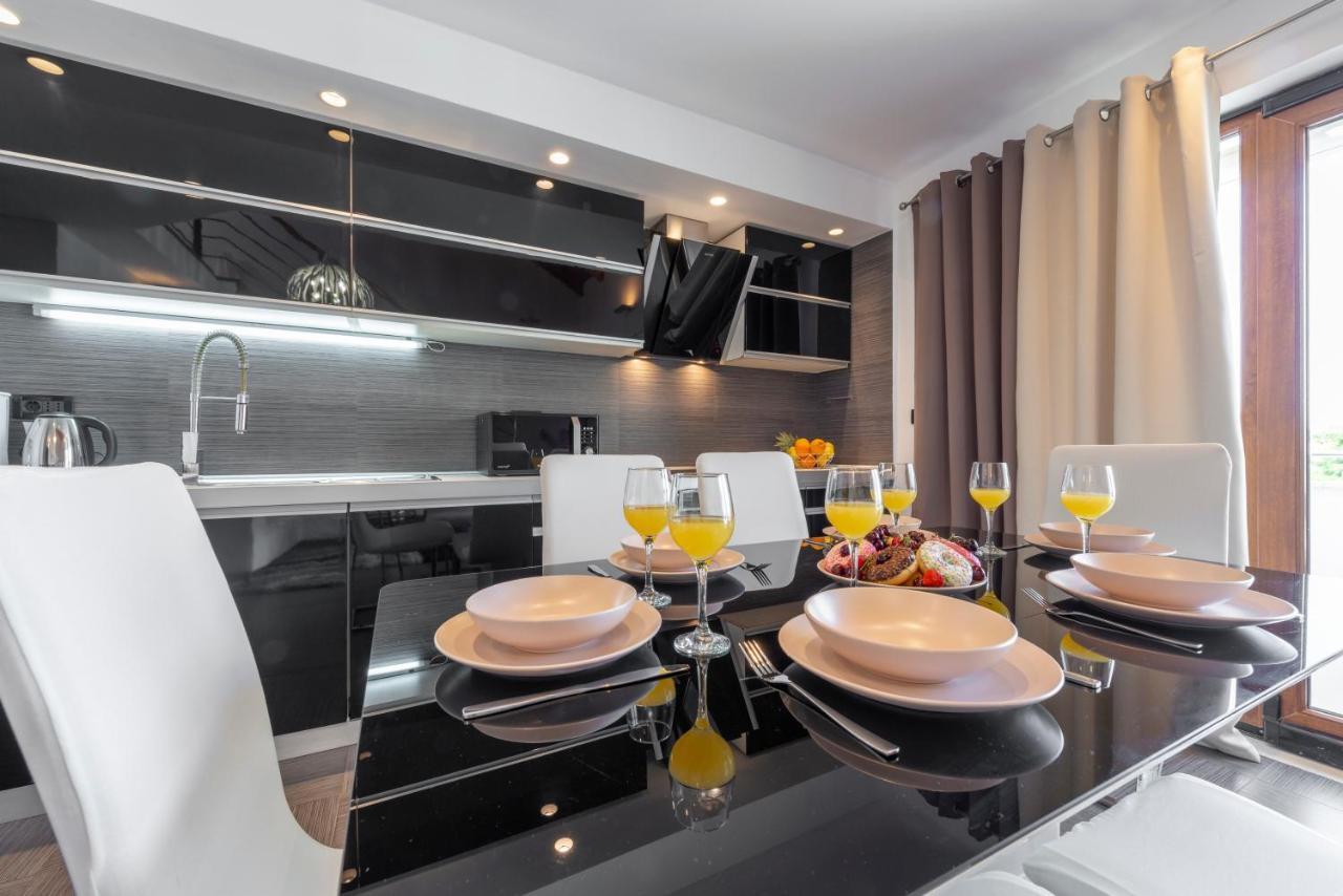 Huoneisto Luxury Nova *